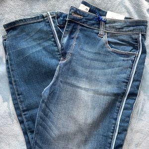 Blue jeans with side stripe